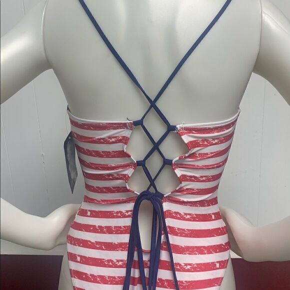 Marilyn Monroe US Flag One Piece Swimsuit - Picture 4 of 4